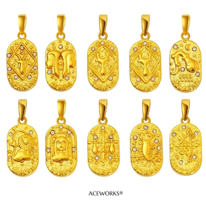 Colgante del Zodiaco en Relieve |   Dijes de Horóscopo con Incrustaciones de Diamantes en Acero Inoxidable Chapado en Oro PVD de 18K |   Impermeable, Hipoalergénico y Duradero - Product Image 6