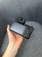 Appareil photo hybride plein format Nikon Z6 avec capteur BSI-CMOS d'origine, style reflex