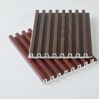 Panneau mural rainuré en WPC pour salon intérieur, prix d'usine, idéal pour la décoration intérieure, panneau mural en bois imperméable
