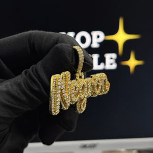 Collar Personalizado con Nombre en Burbuja de Plata de Ley 925 con Moissanita VVS, Chapado en Oro de 18K, Totalmente Cubierto de Diamantes, para Hombre y Mujer - Product Image 1
