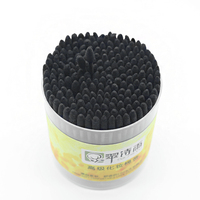 Coton-tiges noirs bio avec tige en papier écologique et tête pointue de précision pour l'application de maquillage