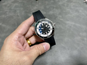 Montre de luxe de qualité 1122 Montre pour homme Designer personnalisée Étanche en acier inoxydable Mécanique creuse Cadran de 43 mm Cristal saphir - Product Image 4