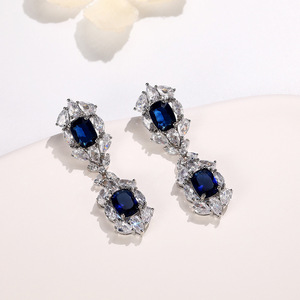 Pendientes elegantes con borlas de color azul real para mujer, pendientes colgantes con piedras brillantes, joyería para fiesta de boda, venta al por mayor - Product Image 4