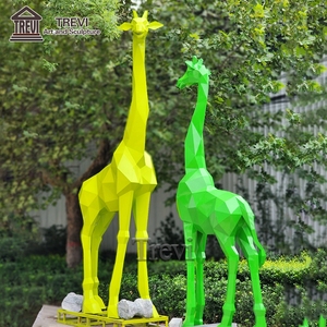 Sculpture géométrique de <span class=keywords><strong>girafe</strong></span> <span class=keywords><strong>en</strong></span> acier inoxydable TREVI, statue d'animal abstraite <span class=keywords><strong>en</strong></span> métal pour la décoration de jardin extérieur - Product Image 4