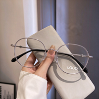 Lunettes OEM ultra-légères à monture semi-titane style vintage, certifiées ISO9001, idéales pour le quotidien, le shopping, le bureau et le travail.