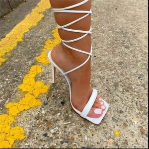 2025 zapatos informales tacones de aguja de Color sólido para damas tendencia tacón femenino estilo Europa y América Sandalias de tacón - Product Image 3