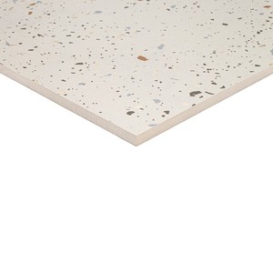 Baldosa de terrazo color crema Lucca de 60x60 cm para uso en pisos y paredes - Product Image 4