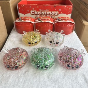 Jouet anti-stress en forme de cerf de Noël, transparent, avec paillettes, à presser, mignon, pour animaux de compagnie - Product Image 5