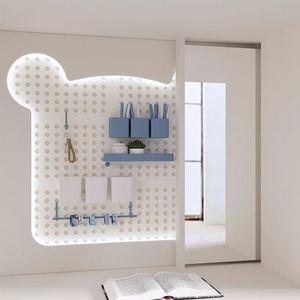 Ensemble de meubles de chambre d'enfant adorable avec décoration d'ours, lit superposé en forme de bateau, bureau intégré, armoire spacieuse pour un confort et un divertissement agréables - Product Image 1