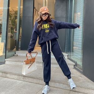 กางเกงวอร์มทรงเรียวรันฉีสีกรมท่าขนาดพลัสไซส์สำหรับฤดูใบไม้ร่วงและฤดูหนาว กางเกงลำลองสำหรับผู้หญิง รุ่น N8254 - Product Image 2