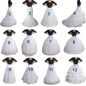 Sottogonna da Sposa Bianca in Crinolina con 4-6 Cerchi, Disponibile all'Ingrosso, per Donna - Product Image 1