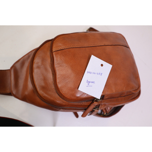 Nouveauté : Sac de poitrine pour femme en cuir véritable, grande capacité, cuir de vachette pleine fleur, logo personnalisé, vente en gros - Product Image 1