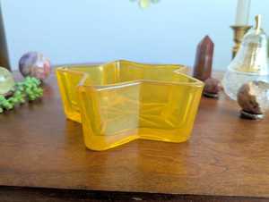 Tazón de Resina Colorido Hecho a Mano, Porta Joyas, Arte en Epoxi, Plato Decorativo para Baratijas, Plato de Servir Moderno, Idea de Regalo - Product Image 4