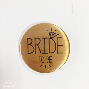Alta calidad acepta alfileres <span class=keywords><strong>de</strong></span> fiesta nupcial <span class=keywords><strong>de</strong></span> oro personalizados botones <span class=keywords><strong>de</strong></span> novia <span class=keywords><strong>de</strong></span> equipo <span class=keywords><strong>despedida</strong></span> <span class=keywords><strong>de</strong></span> <span class=keywords><strong>soltera</strong></span> botones <span class=keywords><strong>de</strong></span> fiesta <span class=keywords><strong>de</strong></span> boda insignias para fiesta <span class=keywords><strong>de</strong></span> boda - Product Image 4
