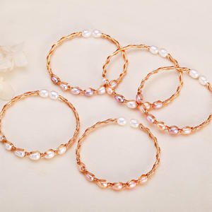 Minimalist Fashionable Zhuji Freshwater <b>Pearl</b> <b>Bracelet</b> Feminine Temperament Rice <b>Pearl</b> Copper <b>Gold</b>-Plated Winding <b>Pearl</b> Bangles - Product Image 2