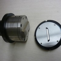 Poinçon et matrices en forme de persienne de tourelle cnc amada dans le processus métallique