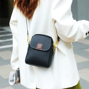 Bolso Bandolera de Cuero Genuino para Mujer A-122, Nuevo Bolso de Mano de Cuero Genuino a la Moda para Mujer - Product Image 4