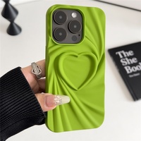 Coque de téléphone en silicone souple de luxe, couleur unie, texture soie plissée 3D, motif cœur, pour iPhone 17 Pro Max 16 15 14 Plus 13 12 11
