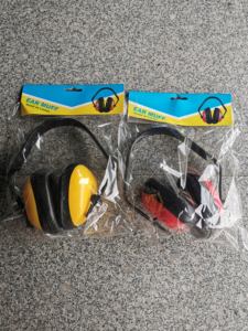 Casque d'écoute jaune et rouge avec écran facial pour équipement de protection personnelle de réduction du bruit des travailleurs de jardin - Product Image 2