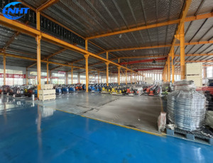 Huiteng Construction Equipment Ride-on Power <b>Trowel</b> 37HP 1200mm Working Diameter for Concrete <b>Floor</b> Finishing - Product Image 3