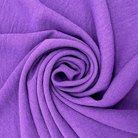 Polyester de qualité adéquate Léger respirant 150-170gsm150cm tissu abaya en mousseline 100% polyester stretch cey tissu teint