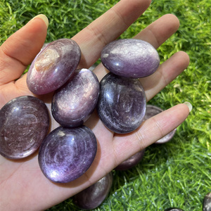 Spirituale viola <span class=keywords><strong>Lepidolite</strong></span> caduto energia <span class=keywords><strong>pietra</strong></span> di cristallo naturale <span class=keywords><strong>pietra</strong></span> di palma viola Mica <span class=keywords><strong>pietra</strong></span> di palma per il regalo - Product Image 3
