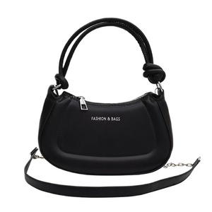 Sac à main minimaliste avec poignée supérieure et bandoulière pour femme - Product Image 5