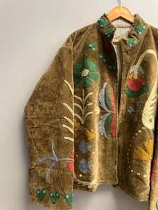 Luxury <b>Silk</b> Velvet Suzani Embroidered <b>Jacket</b> Vintage Kashmiri Boho Winter <b>Kimono</b> Coat Women Ethnic Long Cardigan Wholesale - Product Image 3