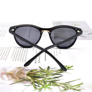 نظارات شمسية كلاسيكية وعصرية للجنسين نظارات شمسية بمشبك - Product Image 3