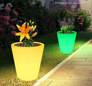 Vaso de Flor Redondo Iluminado LED à Prova d'Água IP65 Recarregável 16 Cores Plástico Leve para Uso em Casa e Jardim - Product Image 1