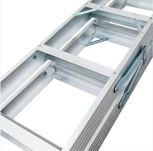 Escalera de aluminio de diseño moderno de 7 escalones, escalones antideslizantes y pasamanos de 150kg de capacidad, plegable de seguridad para uso en apartamentos - Product Image 4