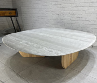 Table basse de salon de style nordique moderne de luxe pour hôtel et villa, base en bois massif de faible hauteur, plateau en marbre naturel travertin