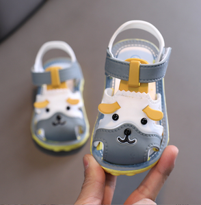 Chaussures pour bébé tendance de la saison estivale, chaussures de bébé à motifs de dessins animés - Product Image 3