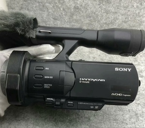 Caméra d'<span class=keywords><strong>occasion</strong></span> à bas prix, caméra vidéo d'<span class=keywords><strong>occasion</strong></span>, caméra vidéo numérique Sony NEX-VG10, caméscope - Product Image 3