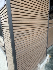 Panneau mural WPC moderne, imperméable, rainuré, pour extérieur, revêtement extérieur rayé, pour jardin, bâtiment, mur TV, hôtel, balcon, <span class=keywords><strong>terrasse</strong></span> - Product Image 5