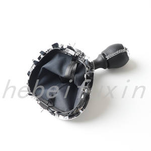 Pommeau de levier de vitesse en cuir avec cache-poussière pour véhicules Renault, conception ergonomique - Product Image 4