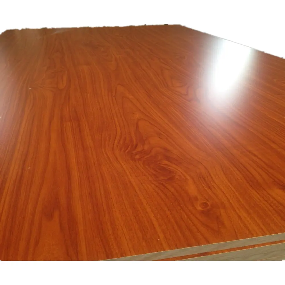 Fábrica China Tablero de madera MDF Tablero de melamina MDF Tablero de MDF de 18mm 18mm