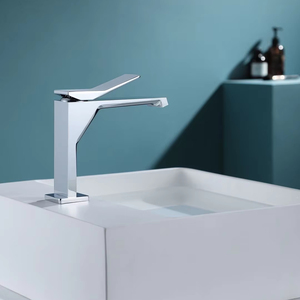 Rubinetto per Lavabo Bagno in Ottone Cromato Design Moderno Quadrato con Valvola in Ceramica - Product Image 2