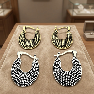 Boucles d'oreilles minimalistes en gros, légères, style bohème, en alliage, pour usage quotidien, prix d'usine du fabricant indien - Product Image 3
