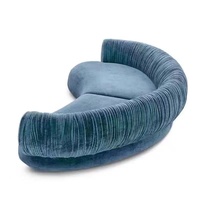 Canapé en tissu courbé style crème minimaliste italien, modèle de designer en éponge pour villas, maisons d'hôtes, hôtels, salles d'exposition et réceptions