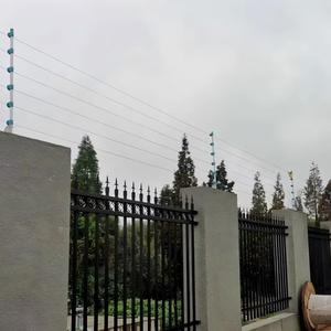 Fil Électrifié Efficace avec Certification CE Fournit un Effet de Dissuasion Système d'Alarme Clôture Électrique - Product Image 1