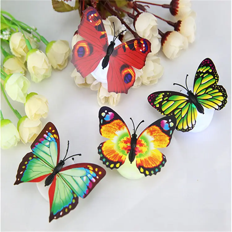 Warna Led Mengubah Dinding Stiker Butterfly Dekoratif Kamar Tidur Bercahaya Dapat Disisipkan Warna-warni