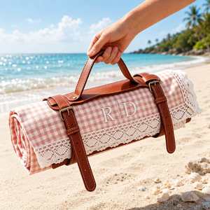 Couverture de pique-nique moderne personnalisée, portable, en tissu gingham brodé sur mesure, simple couche, avec bordure en dentelle blanche, tapis d'extérieur en cuir - Product Image 3