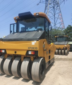 Rouleau compresseur pneumatique en caoutchouc XP263S 26 tonnes 132 kW pour la construction routière, municipale et urbaine - Product Image 4