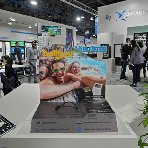 Présentoir de haut-parleur de bureau en acrylique portable personnalisé pour lecteur de musique audio Affichage audio de produits électroniques numériques modernes - Product Image 6