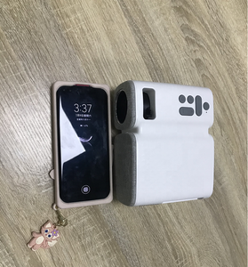 Projecteur de poche <span class=keywords><strong>mini</strong></span> portable vidéo domestique natif 720p, nouveau C11 Smart Wifi BT Type-c, projecteur de cinéma aérien - Product Image 2