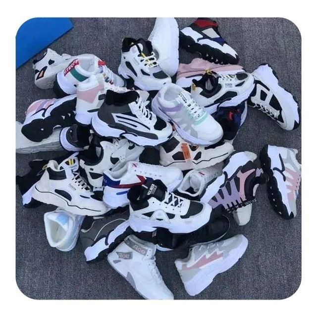 Brand New Inventory Shoes Style Mesh Thick-soled Fashion Running Sneakers in Stock