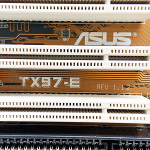 ARBOR TX97-E TX97-LE REV.1.12 Computadora Integrada con Chipset Intel 430TX, Socket 7 para CPU, Compatible con Memoria EDO DRAM SDRAM - Product Image 5