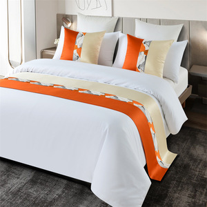 Couvre-lits et coussins géométriques matelassés <span class=keywords><strong>de</strong></span> haute précision pour hôtels <span class=keywords><strong>de</strong></span> luxe (1 couvre-<span class=keywords><strong>lit</strong></span>, 2 taies d'oreiller) - Product Image 6