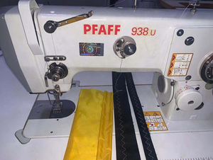 Machine à coudre <span class=keywords><strong>Pfaff</strong></span> d'occasion à grande vitesse, point chevron, grande navette rotative, modèles 918 et 938u - Product Image 4